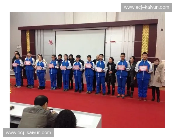 跆拳道失误:从一瞬间的失衡到持续进步的秘密 跆拳道失误:从一瞬间的失衡到持续进步的秘密